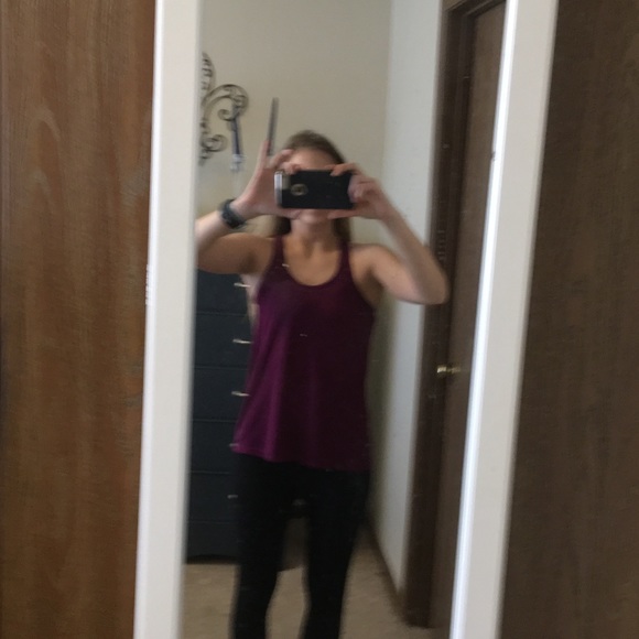 Activewear 💪 - Plum Top - Picture 4 of 4